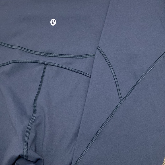 Lululemon 🍋 In Movement Tight - Picture 11 of 17